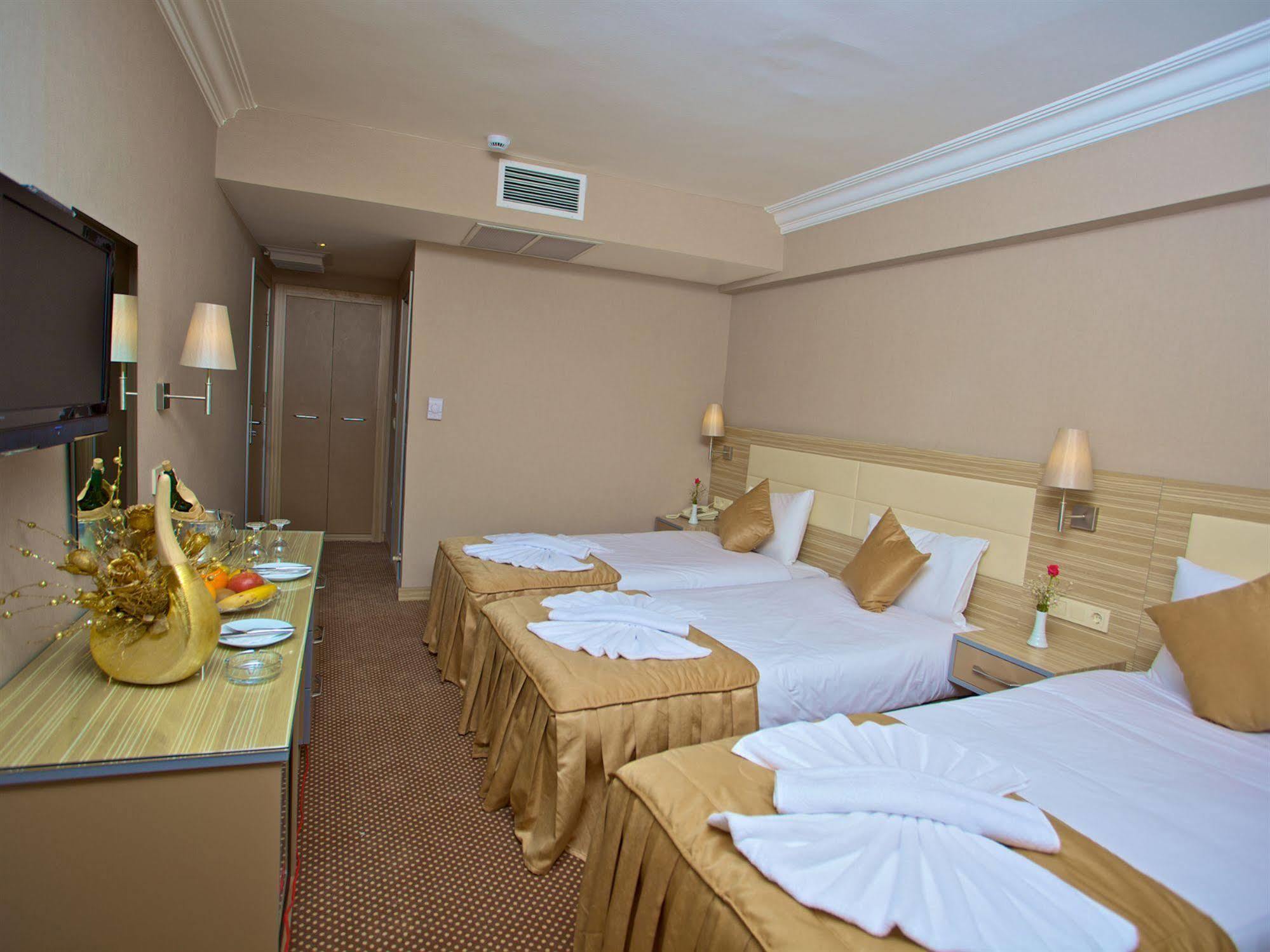 Hotel Grand Emin Istanbul Exterior photo